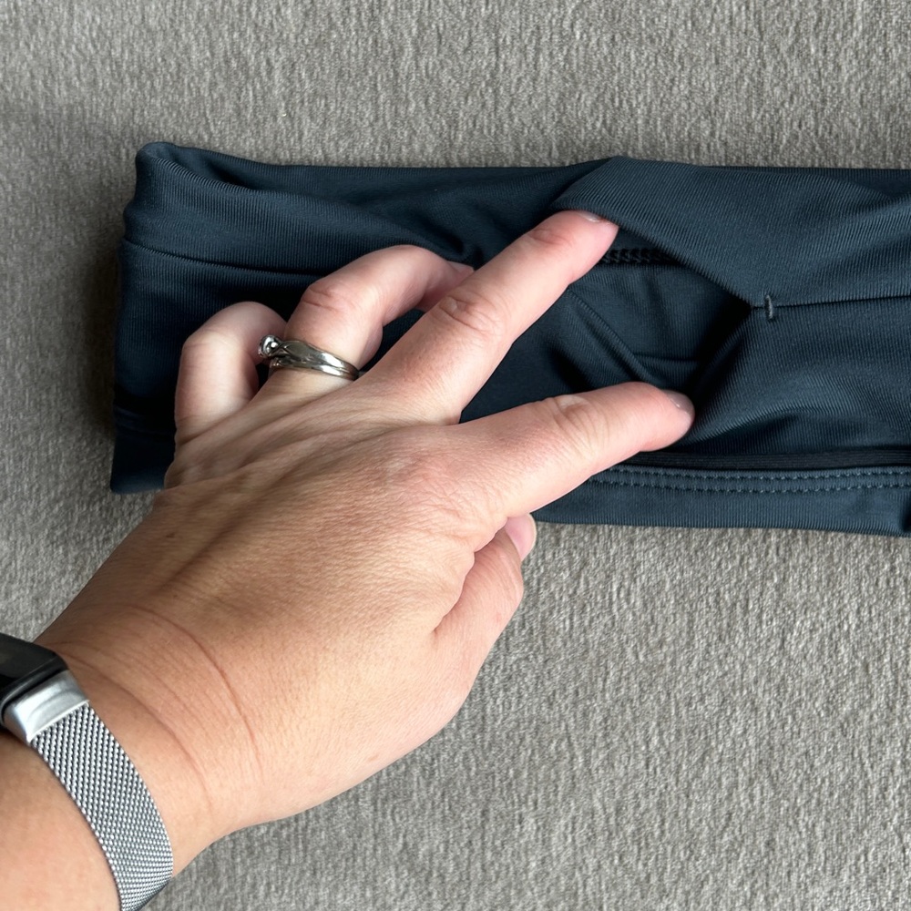FlipBelt Gray Running Belt Size Large - Picture 3 of 10